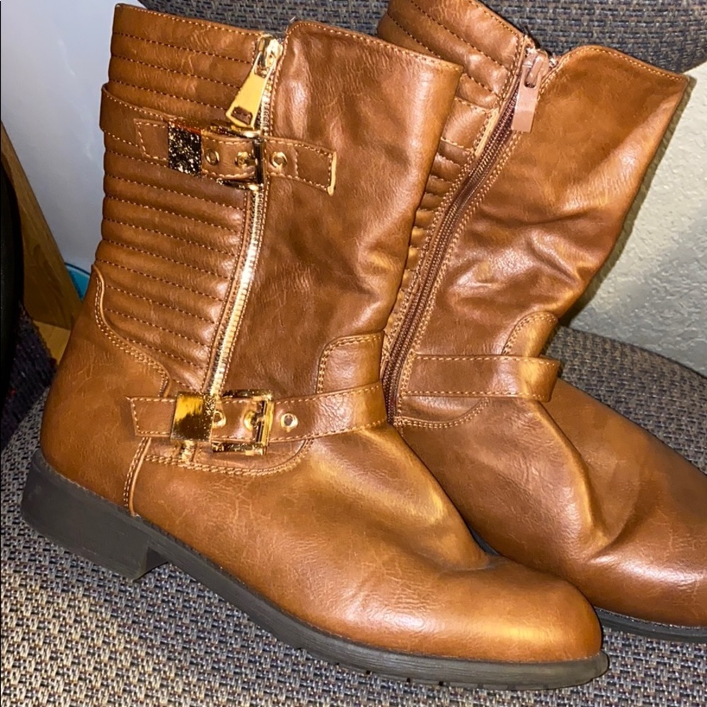 Women’s Leather Boots